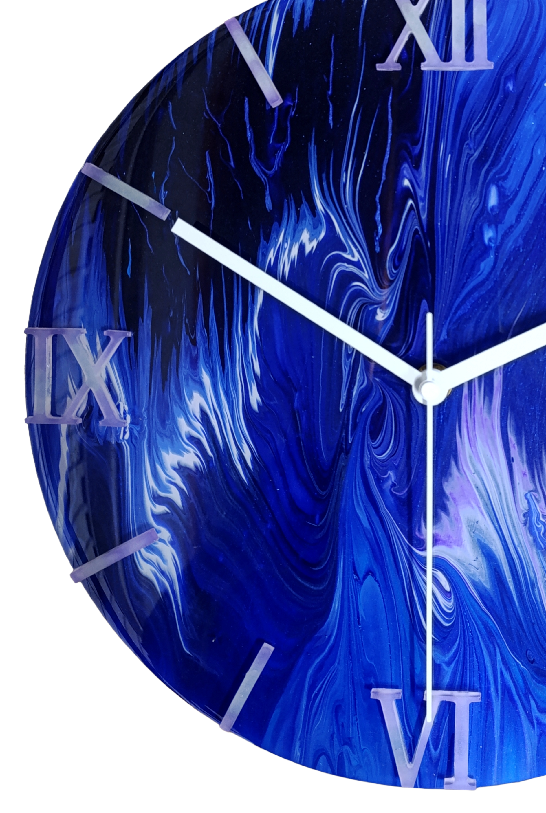 Handgemaakte wandklok 30cm- Deep-Blue Wave (Acryl Pouring kunst)
